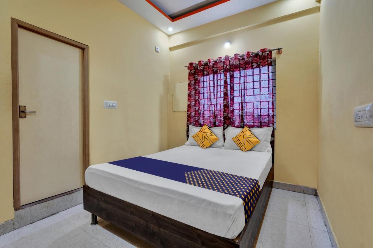 Spot On Anugraha Residency Hotell Kumbalgod Eksteriør bilde